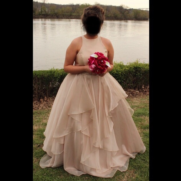 Sherri Hill Prom Dress - Picture 2 of 8